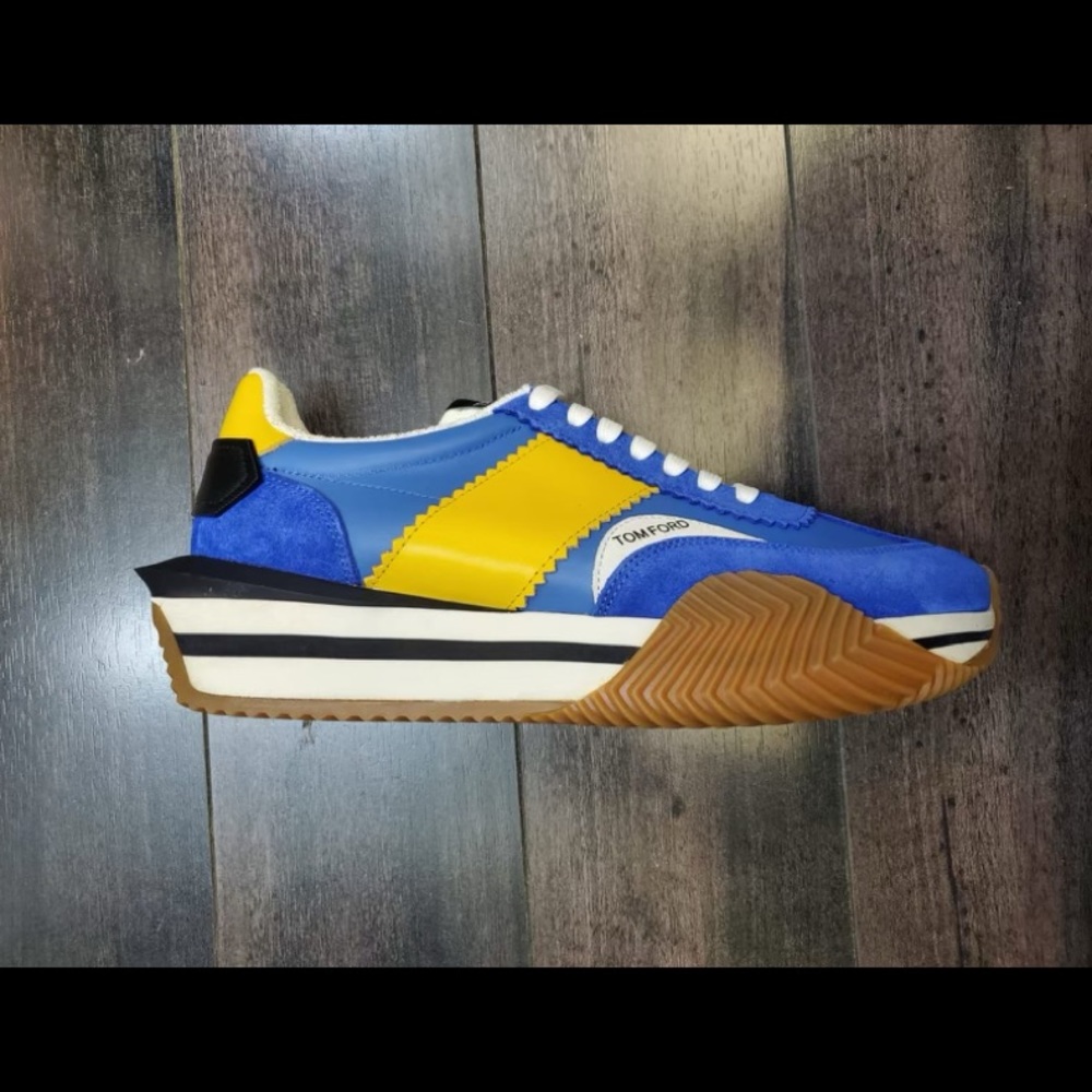 Tom fords size 42